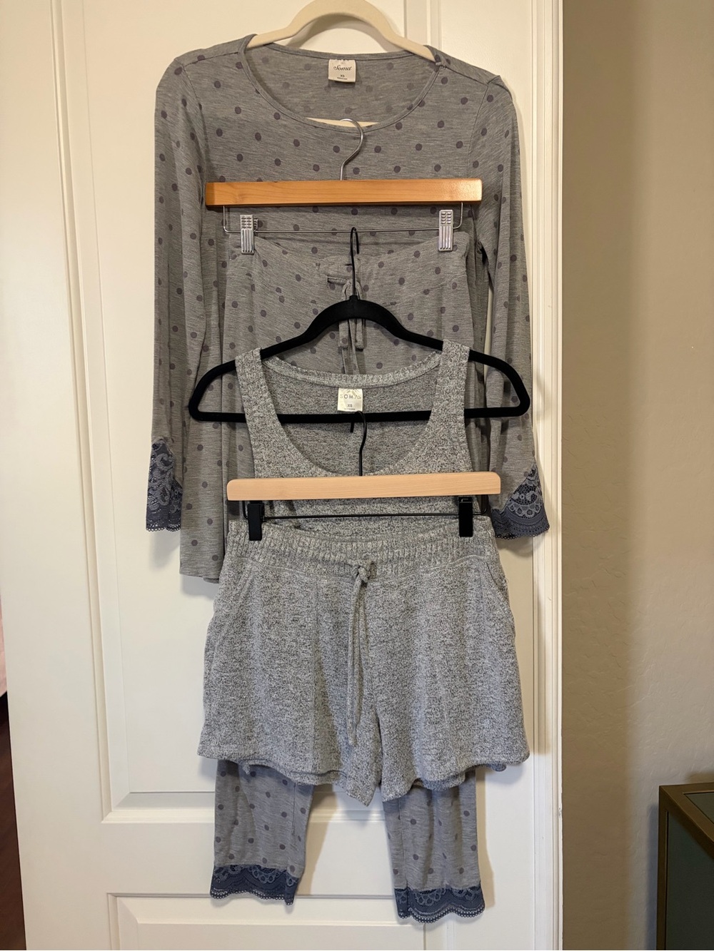 💜4-Pieces💜Lavender Lace & Polka Dot Pajama Set🦄Grey Tank & Shorts Lounge Set💜